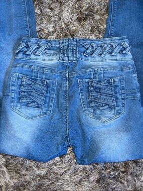Moda Xpress Womenās Skinny Vintage Blue Jeans Size 7/28